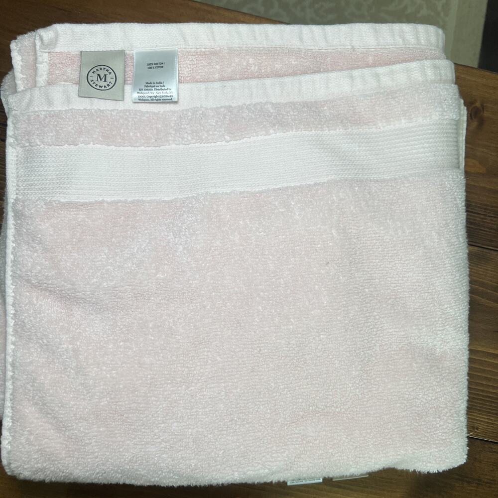 (2) Martha Stewart Light Pink Bath Towels 100% Cotton 30”x54” EUC